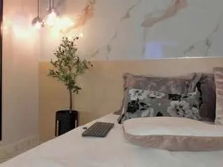 Camsoda Live Sex Cam of leathompson1