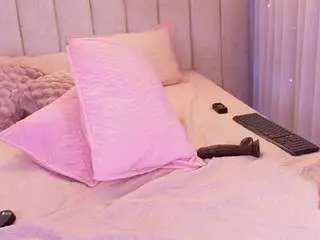 Camsoda Adult Webcam of mssbombom