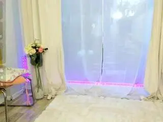 Camsoda Sex Chat of selena-reeves