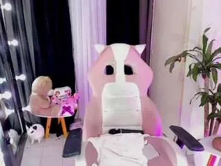 Camsoda Watch Live Sex Cams of emmarussellx