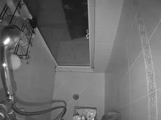 Camsoda Sex Chat of voyeurcam-baileybase-shower