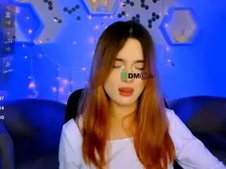 Camsoda Nude Webcam of liana-kisses