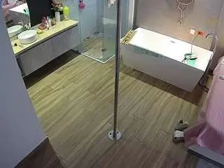 Camsoda Adult Webcams of voyeurcam-casa-salsa-bathroom-3