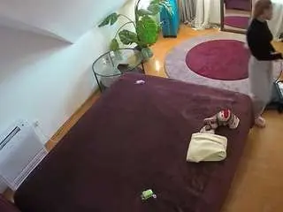 Camsoda Free Porn Cam of voyeurcam-julmodels-whitebed-4