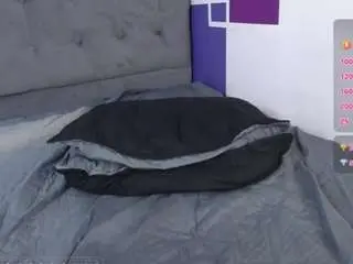 Camsoda Live Porn of tiinyemilly