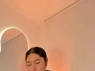 Camsoda Private Sex Chat of leoniewinters