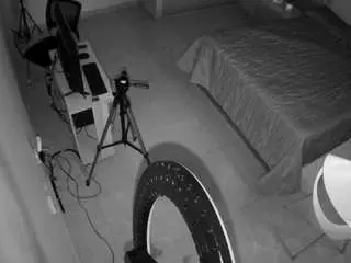 Camsoda Adult Webcam of voyeurcam-casa-salsa-bedroom-12