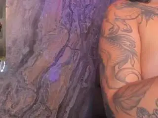 Camsoda Nude Webcam of alahia-dangelo