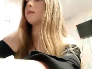 Camsoda Watch Live Sex Cams of arianguyen