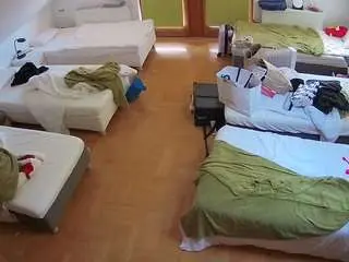 Camsoda Adult Webcam of voyeurcam-julmodels-bed-6