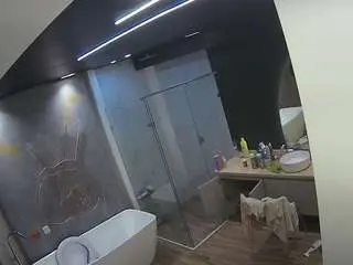 Camsoda Sex Chat of voyeurcam-casa-salsa-bathroom-4