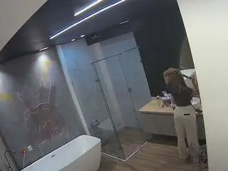 Camsoda Private Sex Chat of voyeurcam-casa-salsa-bathroom-4