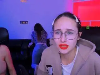 Camsoda Free Porn Cam of ava-mystic