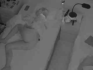 Camsoda Sex Chat of voyeurcam-julmodels-bed-7