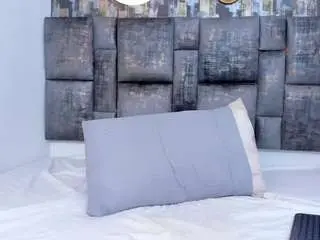 Camsoda Adult Webcam of saraaalvarexz