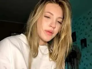 Camsoda Nude Webcam of chelseadearborn