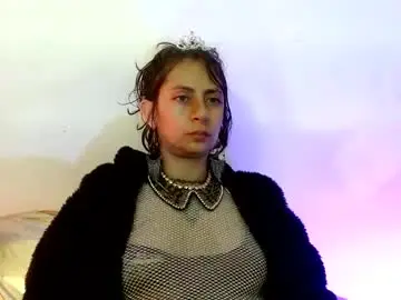 Chaturbate Live Sex Cam of serena_xyz