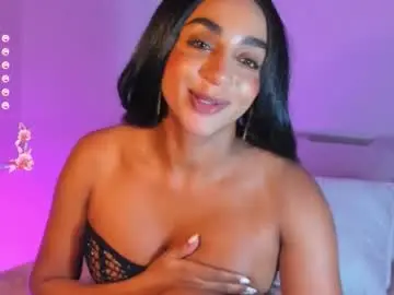 Chaturbate Live Sex Cam of destinnemil