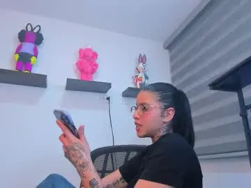 Chaturbate Watch Live Sex Cams of gangster_girl