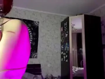 Chaturbate Live Sex Cam of orahisle