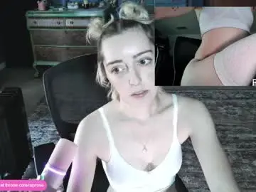 Chaturbate Watch Live Sex Cams of trixyrose