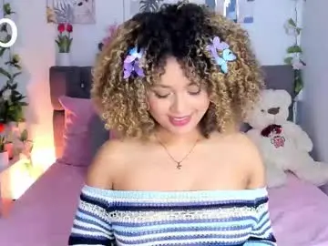 Chaturbate Live Porn of ebony_curly2