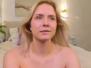 Chaturbate Free Porn Cam of a_avine