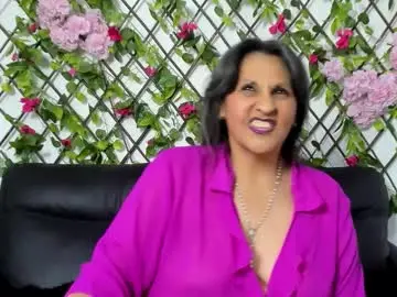 Chaturbate Watch Live Sex Cams of merlyna_goldens