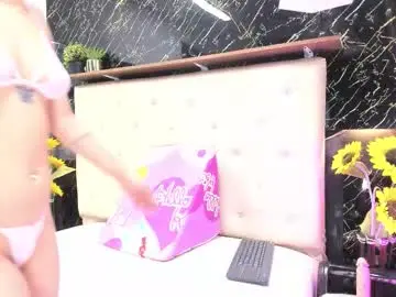 Chaturbate Nude Webcam of samantha_colins___