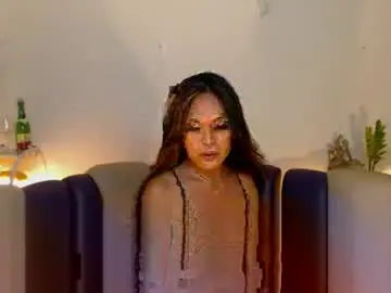 Chaturbate Free Porn Cam of maturity_mommy_intown