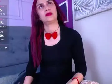 Chaturbate Live Porn of tiiny_emilly