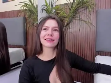 Chaturbate Sex Chat of emillyharper_