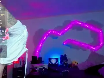 Chaturbate Live Sex Cam of violetqs