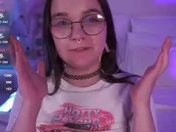 Chaturbate Free Porn Cam of ooops_boobs