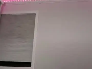 Chaturbate Watch Live Sex Cams of tina_xoxo_