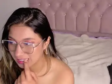 Chaturbate Free Porn Cam of daphne_little