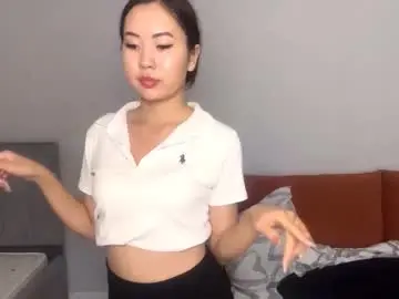 Chaturbate Watch Live Sex Cams of lucialostroh