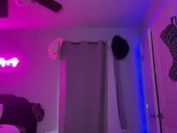 Chaturbate Free Porn Cam of brielledaviss