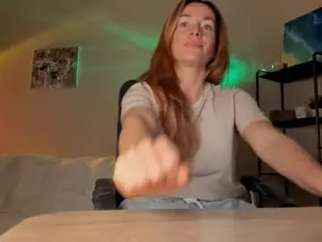 Chaturbate Live Sex of save_the_qween