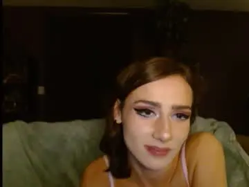 Chaturbate Watch Live Sex Cams of barelylegalblondee