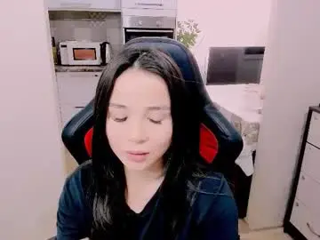 Chaturbate Watch Live Sex Cams of aya_moon