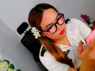Chaturbate Sex Chat of almirablont13