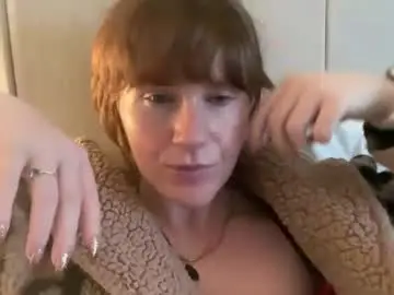 Chaturbate Sex Chat of red_head_rosie_69