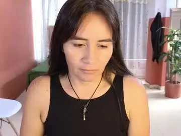 Chaturbate Best live sex cam show of camil_milfdream