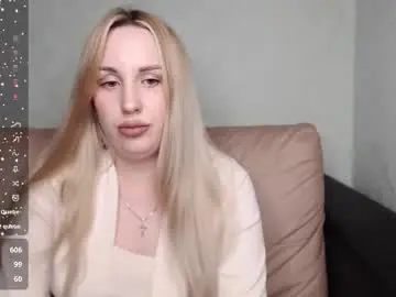 Chaturbate Free Porn Cam of monika_luire