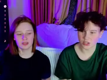 Chaturbate Live Sex Cam of babees_eva