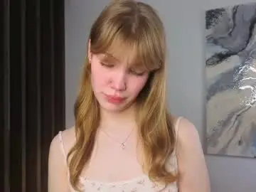 Chaturbate Live Sex Cam of myismira