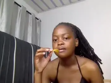 Chaturbate Sex Cam of mona_luv1