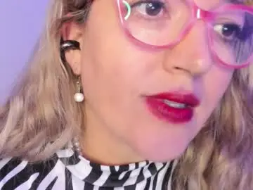 Chaturbate Adult Webcams of naty__mature_