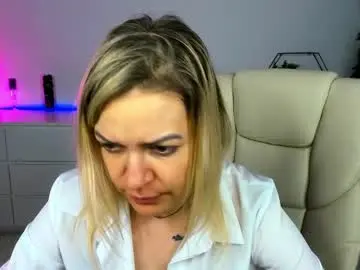 Chaturbate Watch Live Sex Cams of anna_snow9